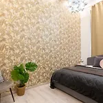 Deluxe Izabella Apartment In The Center Of Budapest